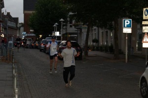 AOK Firmenlauf 2009 - Läufer auf dem Thie