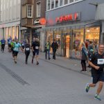 Firmenlauf 2017 Zieleinlauf Emsstraße Teil 1_110