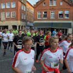 Firmenlauf 2017 Start am Marktplatz_157