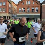 Firmenlauf 2017 Start am Marktplatz_212