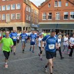 Firmenlauf 2017 Start am Marktplatz_72
